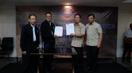 Foto : ketika Mou Jenderal Pol (Purn) Tan Sri Prof. Drs. H. Da’i Bachtiar, SH, AO (Ketua Presidium LCKI)

Jenderal Pol (Purn) Drs. H. Bambang Hendarso Danuri, MM (Ketua Umum PP Polri) pada 13/juli/2025