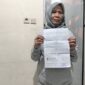 Foto ketika menunjukan bukti damai namun terpaksa karena tekanan