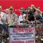 Foto :Juru Bicara KPK, Budi Prasetyo, langsung turun menemui massa. Di,  Yang Menuntut penindakan KPK kepada Bupati Pati 1 Sempetember 2025