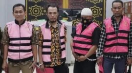 Foto para pelaku yang ditahan kejaksaan Bekasi 