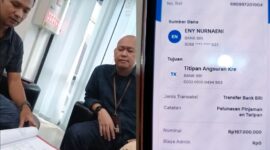 Foto : petugas BRI yang sempat Bisitegang kepada, Ketua LPKSM Krisna Cakra Nusantara, Sugiyono SH, dan jurnalis yang hendak meliput namun dilarang. Serta bukti pembayaran penadah alias cukong yang membawa sertifikat tersebut.