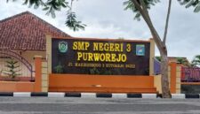 Foto : SMP Negeri 3 Porworejo yang tercoreng oleh ulah seorang pendidik. guru Zuletri,