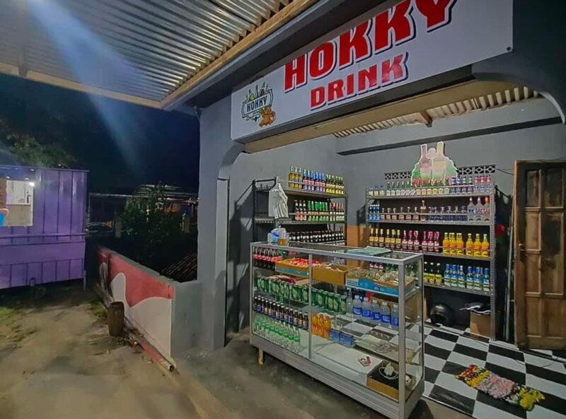 Penampilan toko miras yang Bebas Beroperasi 