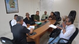 Foto : ketika Mediasi Berlangsung antara penggugat Diah iswahyuninsih serta kuasa hukumnya. Dengan y. Joko Tirtono SH yang Didampingi avokad berbagai daerah di pengadilan negeri Salatiga 18/11/2025