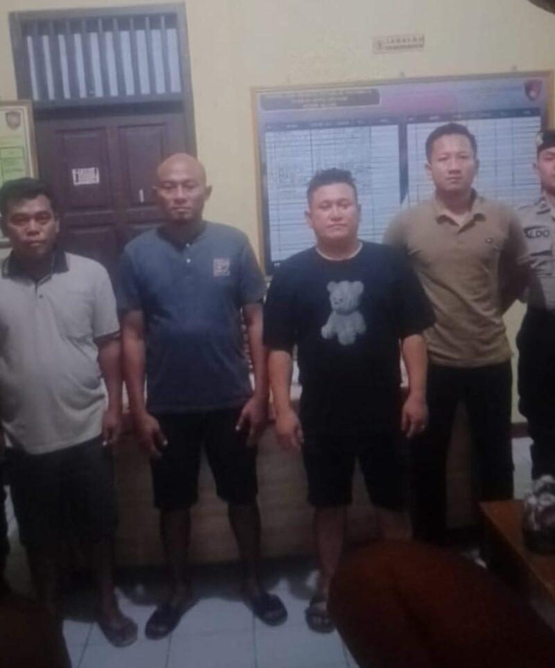 Foto para pelaku tambang minyak elegal di Blora yang di tanguhkan sekarang menjadi sorotan publik 