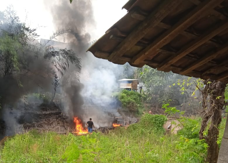 Foto pasca kebakaran untuk keduakalinya sumur elegal di gandu blora