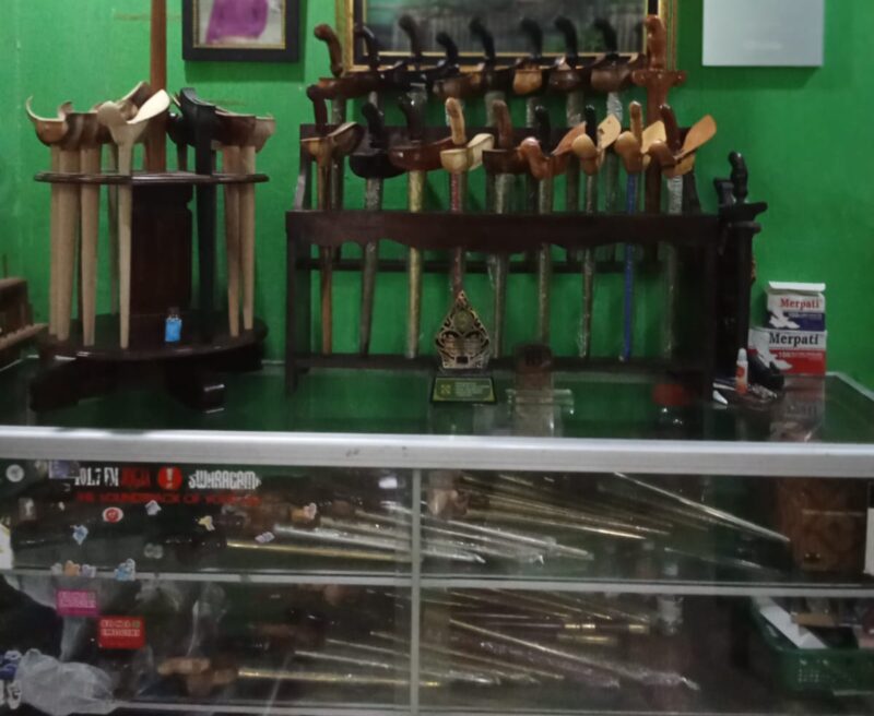 Foto : Keris Maha karya yang Sudah Di Pamerkan 