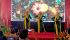 Foto : Petunjukan Seni Tari Gambyong Buka Musrenbangcam Gubug, Peserta Terpukau Sejak Awal Acara