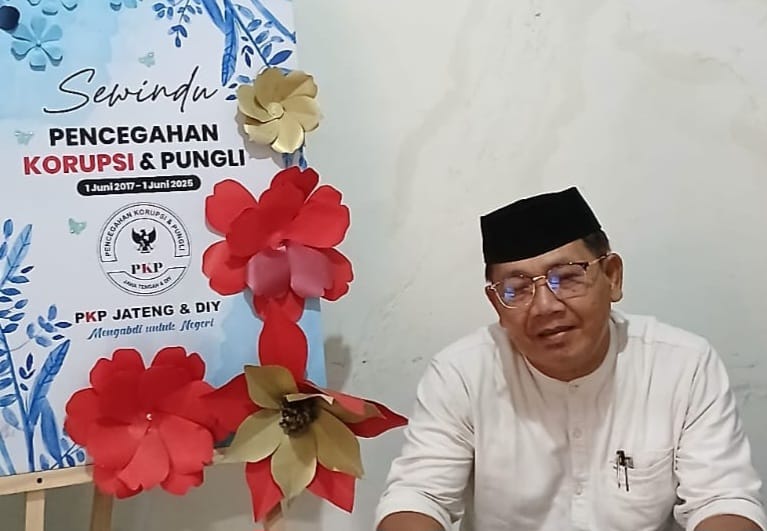 Foto :Ketua pkp Jateng & DIY Ketika memberikan keterangan kepada wartawan 11/02/2026