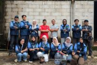 Foto : mahasiswa Kuliah Kerja Nyata (KKN) MIT 21 Kelompok 13 UIN Walisongo Semarang yang berhasil mengubah limbah plastik menjadi Bahan Bakar Minyak (BBM)