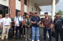 Foto : ketika konferensi pers Di halaman pengadilan negeri Salatiga 9/03/2026