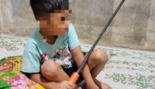 Foto:Tongkat yang Disebut Alat Setrum Ternyata Mainan Anak