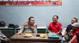 Foto: Kapolrestabes Semarang dan Ketua KASBI