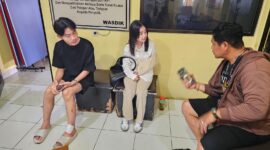 Foto : Korban Ketikan Melaporkan kejadian Di polsek Semarang Timur