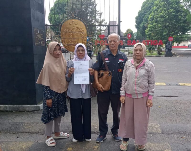 Foto :Sejumlah nasabah Koperasi Jaya Eka Sakti telah resmi melapor ke Polres Salatiga. Selasa 19/Mei/2026