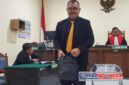 Foto : ahli ketenagakerjaan ternama, Dr. Drs. H. Hono Sejati, S.H., M.Hum, Setelah keahliannya dalam sidan 

memberikan keterangan