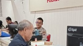 Foto: Elman Sirait Ketua DPD AWPI Jateng Mendampingi Pelaporan