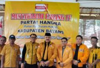 Foto : Dr. Drs. H.Hono Sejati Pradoto Jatinagoro. SH. M. Hum ketua Hanura Jawa Tengah. Dengan  Karmubit Terpilih Secara Aklamasi sebagai Ketua DPC Hanura Kabupaten Batang