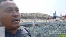 Foto : Sugiono SH Aktivis LPKSM Ketika Memberikan Perbandingan sawah yang di buruk dengan kasus tambak udang di barang yang di tahan polda jateng