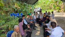 Foto : Anggota Komisi D DPRD Kabupaten Blora dari Fraksi PKB, H. Ahmad Fahim Mulabby. Politisi yang akrab disapa Gus Fahim itu mendatangi langsung keluarga almarhumah M (41) di Desa Mojorembun, Kecamatan Kradenan, Rabu (24/6/2026).