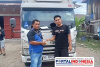 Foto: Gambaran Transaksi Jual Beli Mobil Truck