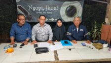 Foto : kuasa hukum Diah Iswahyuningsih dari Kantor Hukum Komaruddin Nur, S.H. & Partners menyampaikan hak jawab resmi, Pada Selasa 30 JUNI 2026